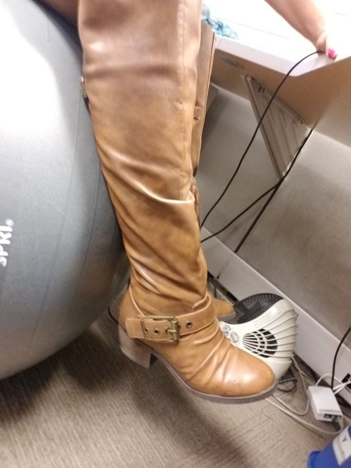 I think my ball at work is too big lol #feet #calves #boots https://t.co/cx0MUMl7aq<a href="/tag/feet"class="tags">#feet</a><a href="/tag/calves"class="tags">#calves</a><a href="/tag/boots"class="tags"><span>#boots</span></a>