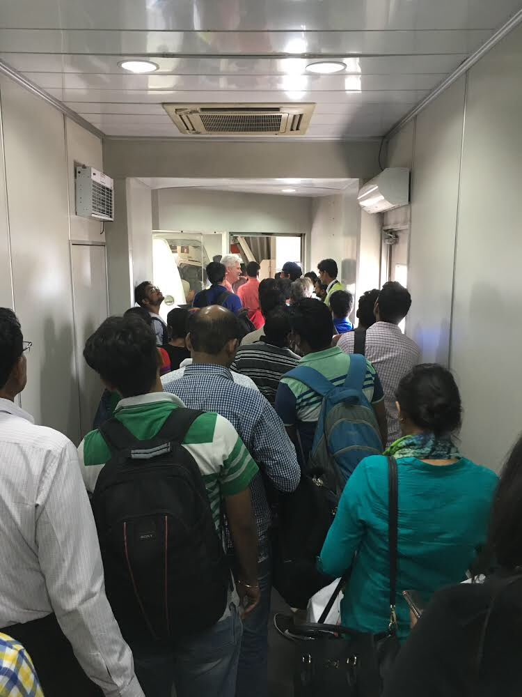 sanjaymanjrekar's tweet photo. “I have a dream, yes, I have a dream, that one day we will able to form a queue.” https://t.co/Noxf7KaF0R
