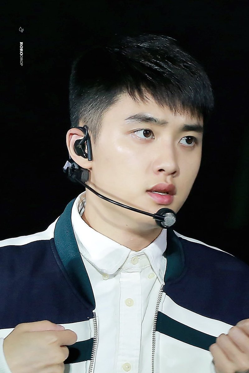 RORODROP's tweet photo. 주먹 앙 쥔것도 기얍구 
자일리톨 뿅한거도 귀엽다,,,
아가늑대지(*´ ˘ `*)💖💖💖💖
#경수 #디오 #kyungsoo https://t.co/v4ZQNrZYff