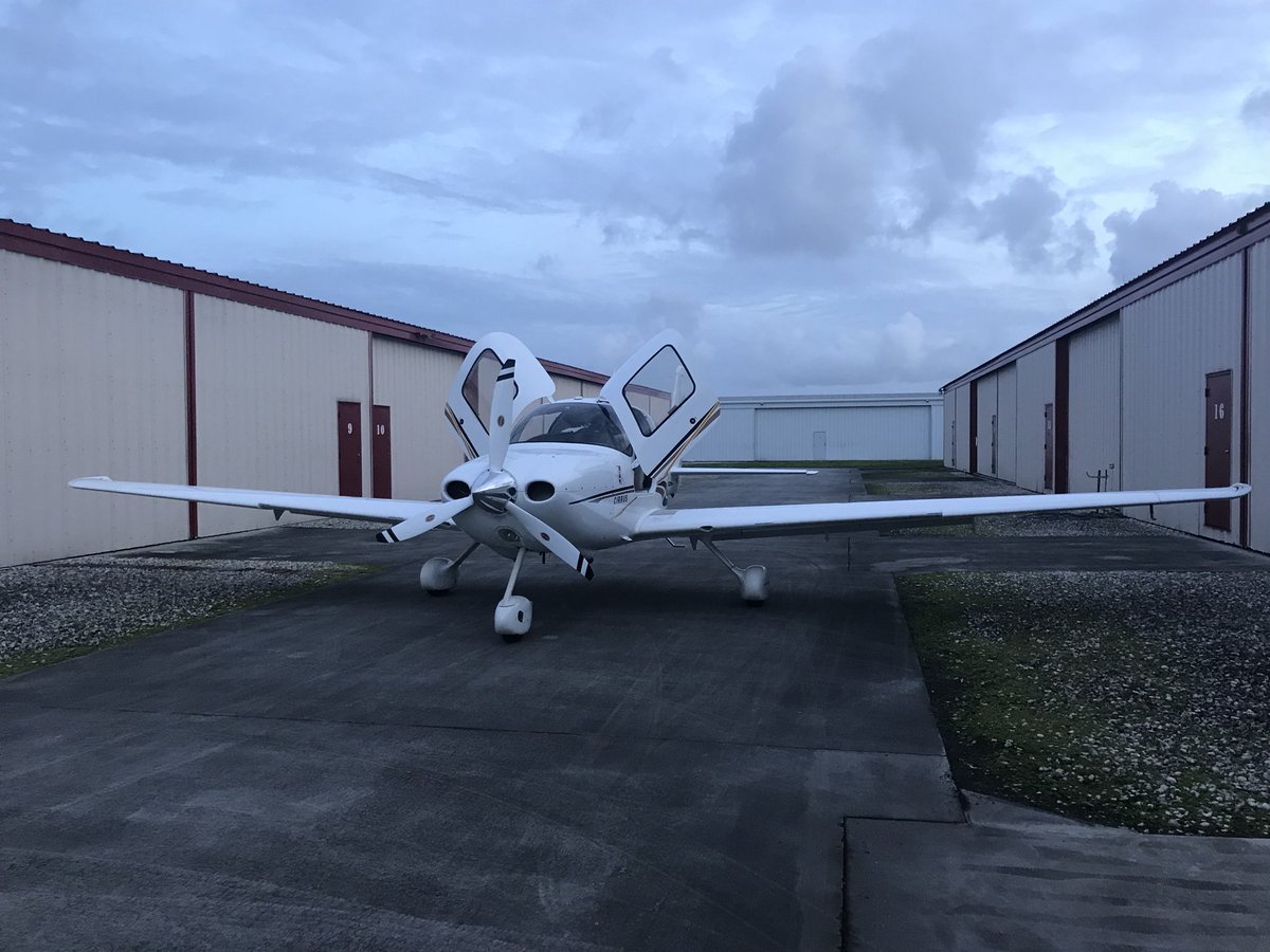juliobailon's tweet photo. Time for a quick morning flight to #KPGD. @Cirrus_Aircraft https://t.co/K5jy9nnWrI