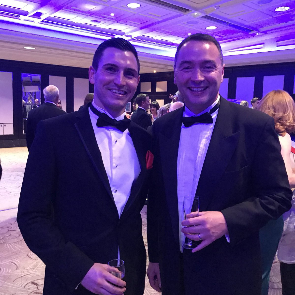 Thanks to Nick and all the <a href="/AbacusCards/">Abacus Cards Ltd</a> team for my invite to a great night at the #Henries17 <a href="/SetInHand/">Set In Hand</a>