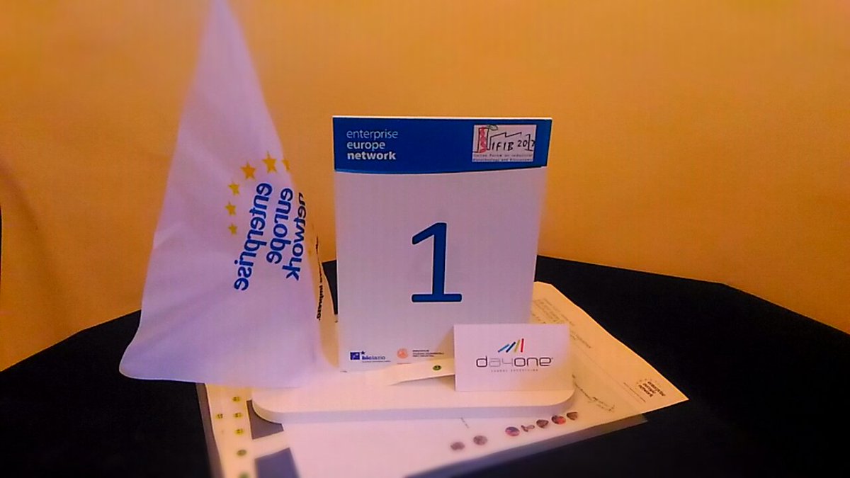DayOneLab's tweet photo. Everything starts with a Day One!
@BICLazio #IFIB2017 #enterprise #network #DayOne #meeting #6ottobre #Roma https://t.co/HZq4ruJULa