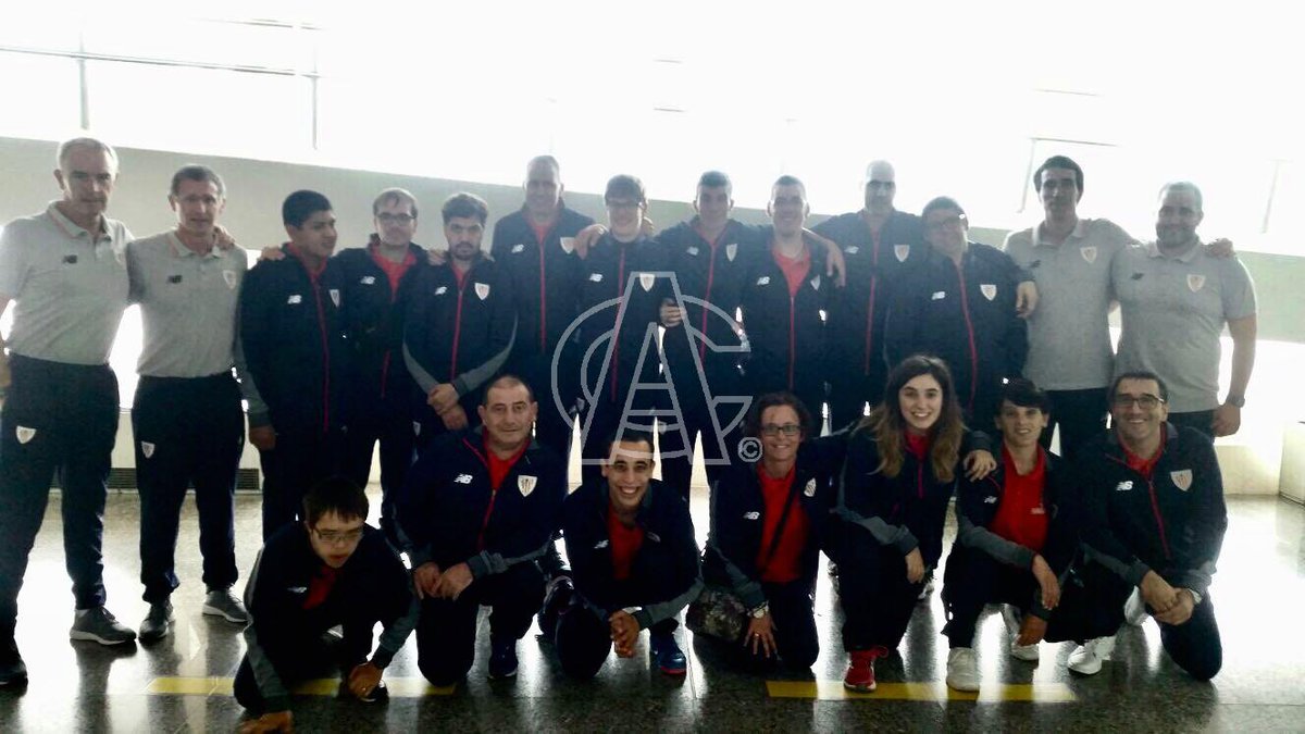 El equipo de la Fundación camino a Castellón. Espera la Liga Genuine #athletic