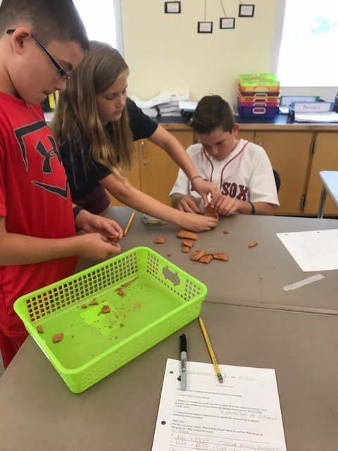MrsKilbrideLMS's tweet photo. Student archaeologists in Room 117 hard at work! https://t.co/Wre2U4M7oZ