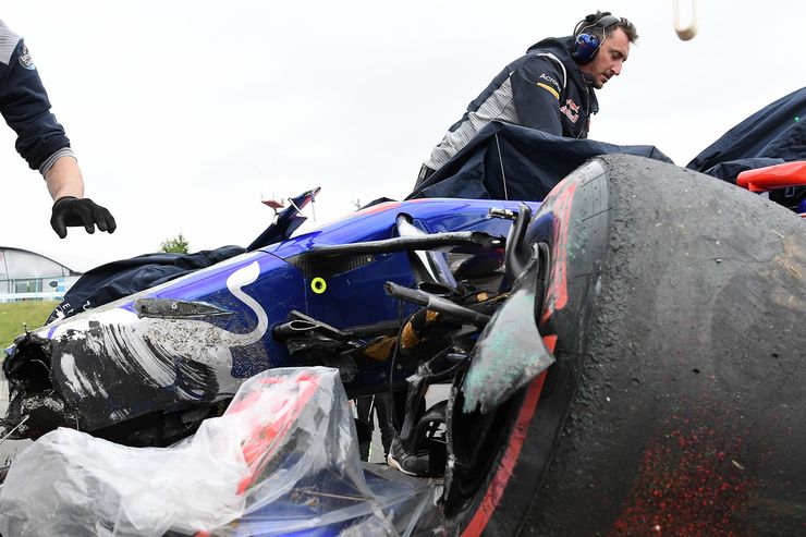 AlessandroSala1's tweet photo. #SalaStampaF1 #amicidellaF1esoprattuttoamichedellaF1 #JapGp #MotorLAT #Amus Torello scornato....@Berrageiz @Alessio_DeMarco @JVilladelpratF1 https://t.co/1piGAvoy5c