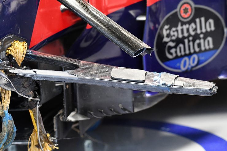 AlessandroSala1's tweet photo. #SalaStampaF1 #amicidellaF1esoprattuttoamichedellaF1 #JapGp #MotorLAT #Amus Torello scornato....@Berrageiz @Alessio_DeMarco @JVilladelpratF1 https://t.co/TP9i9npOR6
