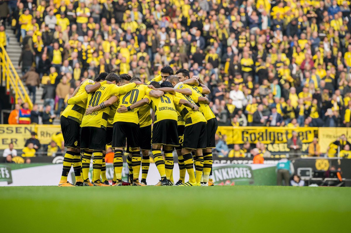 DortmundURU's tweet photo. ¡Volvimos!
Siempre al firme BVB. 🌕🌑💪🔥 https://t.co/h7dP2Rs0Pq