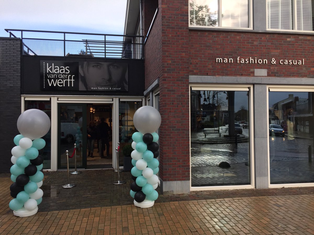 KlaasvdWerff's tweet photo. Dames en heren: De deuren van onze nieuwe winkel zijn geopend!🎉🎉

Weas wolkom! https://t.co/OxEI1jqAaT