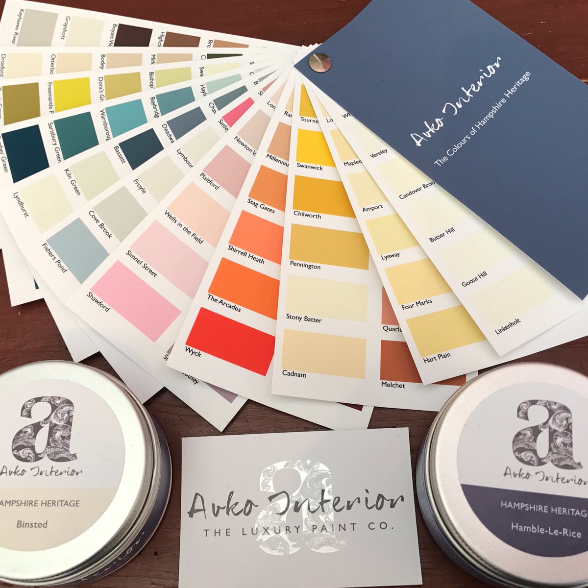 avko_interior's tweet photo. Free samples from our range of products at the Decorative Fair in Battersea Park #Avkointerior #DecorativeFair #luxury #mattemulsion https://t.co/uHxEhJiUP5