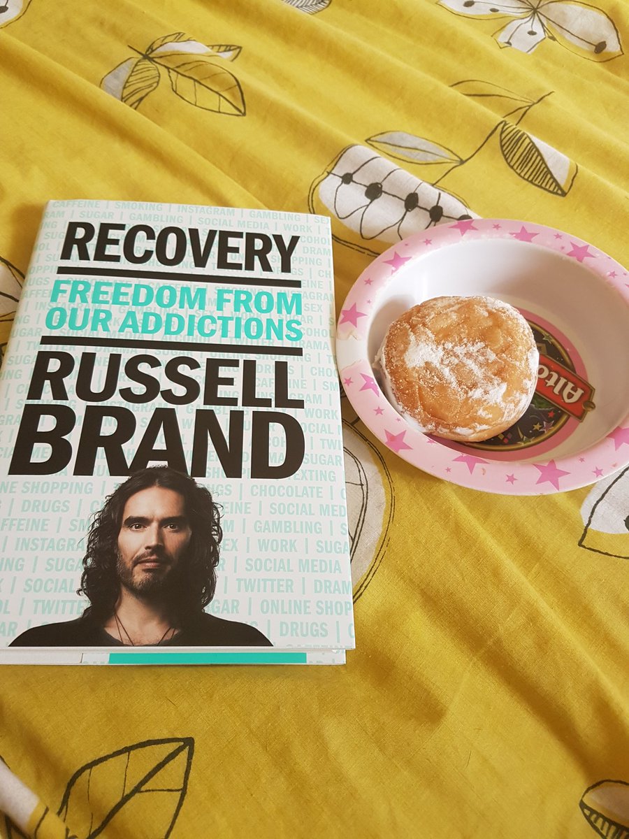 natzturner12's tweet photo. Dinner time read and a treat #russellbrand #recovery 🍩📖 https://t.co/WLQZVry1J8