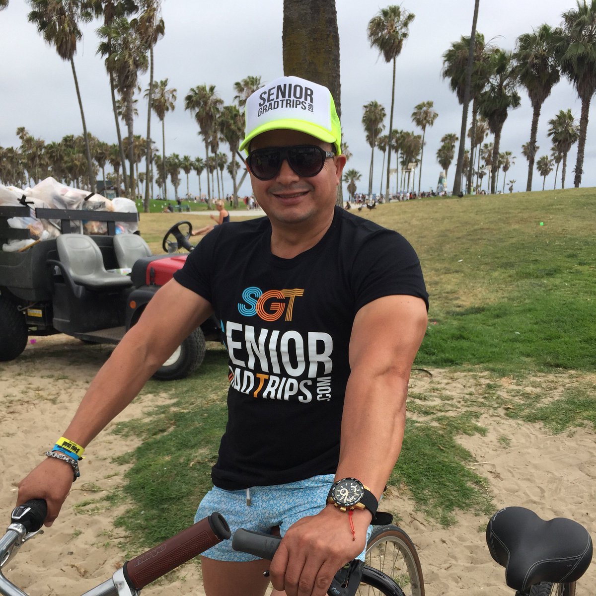 VIP_Sweet_Life's tweet photo. SENIORS: If you haven't planned your 2018 #seniorgradtrips you're missing out! #Cancun @SeniorGradTrips @syrusmtv 888-437-0772 @SBAllAccess https://t.co/IyED7azg3p