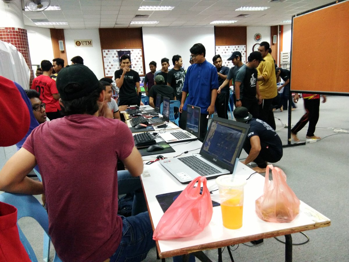 figuraktr17's tweet photo. [LIVE UPDATE] DOTA2 TOURNAMENT https://t.co/G5j6yRpQIo