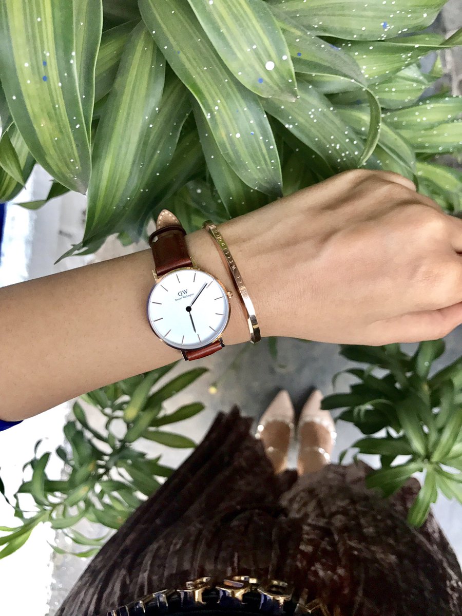 NehaKVora's tweet photo. Don’t lose track of time with your loved ones, buy a @itisDW this #Diwali. Also get additional 15% off with my code “NehaV" &amp; a free strap! https://t.co/OfleUizCGr