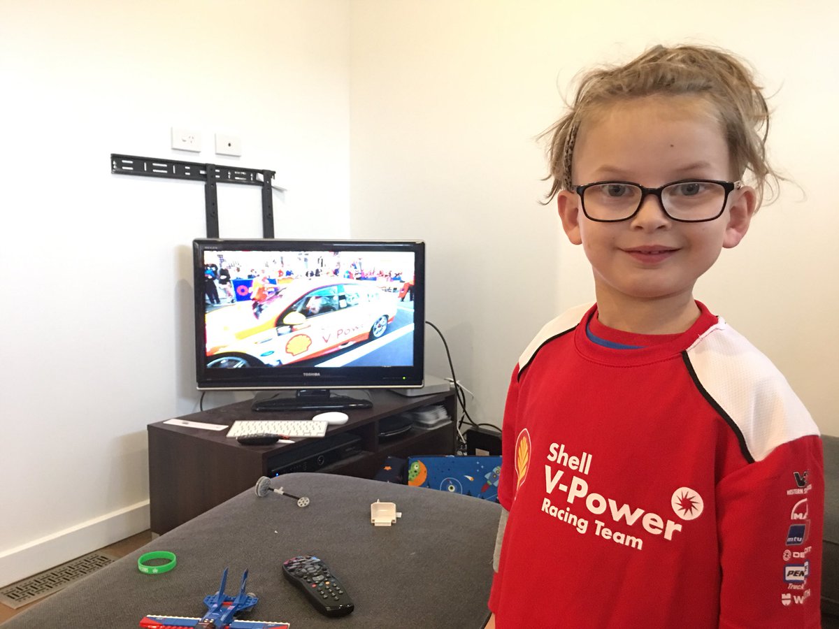 Alex_Prods's tweet photo. Spending the weekend watching Bathurst V8s. Go Scotty. @Foxtel #FOOSE1000 https://t.co/i0mB57xiia