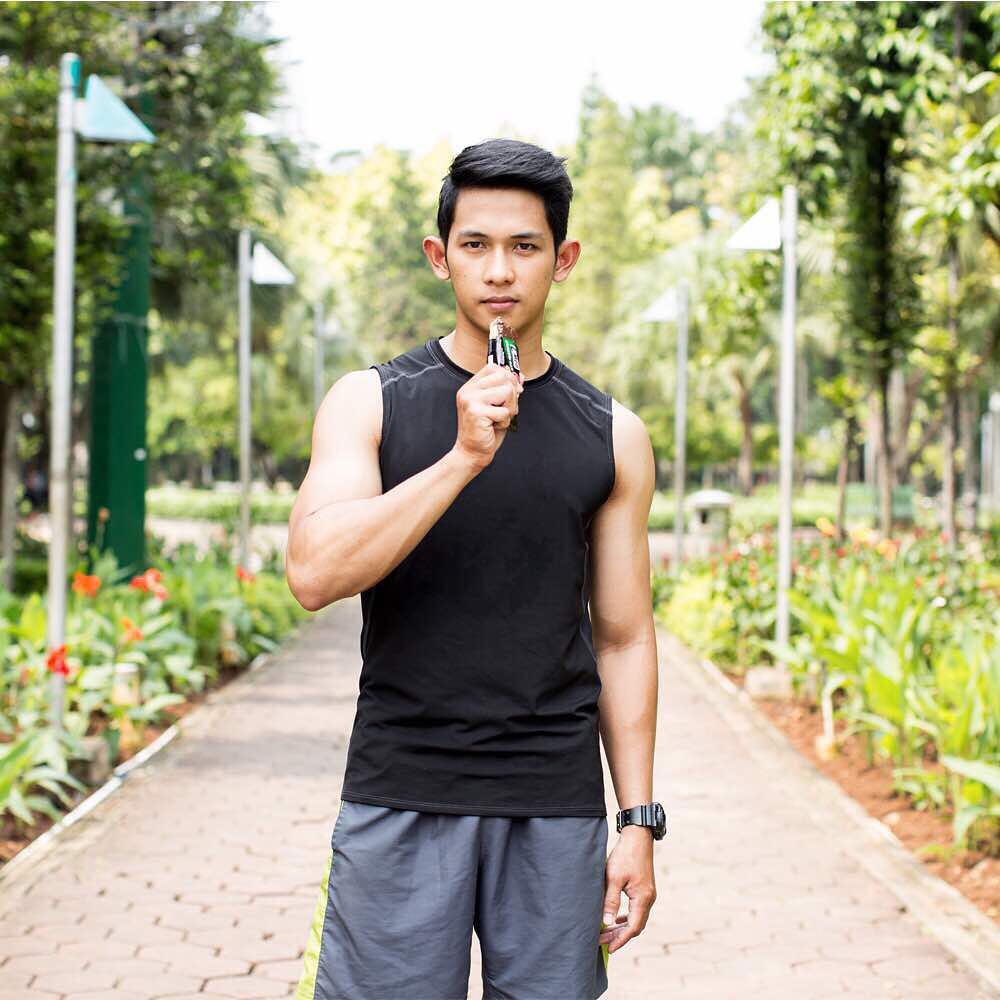 lmenstore.com tweet media