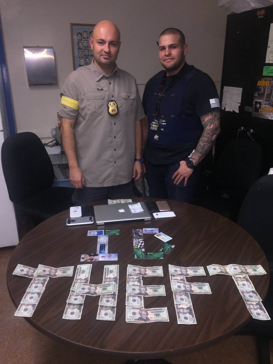 063SBADELEGATE's tweet photo. #63CRIME : 500 US fake $, multiple credit 💳, checks, ID #ITSWHATWEDO everyday - 5 days/week. We take #IDTHEFT seriously @NYPD63Pct @NYPDnews https://t.co/i54HKI2dt5