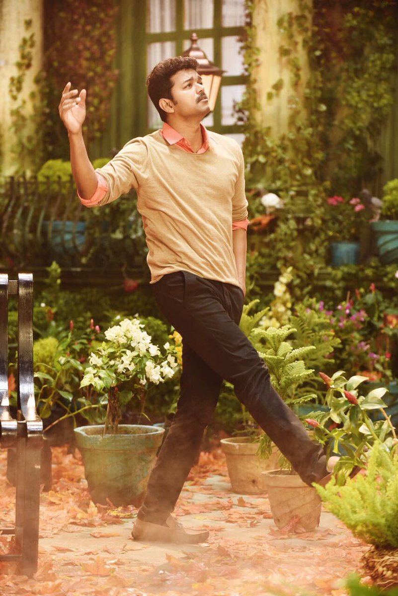 NavanOfficial's tweet photo. @MersalFilm @VijayFansUpdate @MuraliRamasamy4 @vikatan @actorvijay Peace bro 🕊 https://t.co/ncNntHLgW2