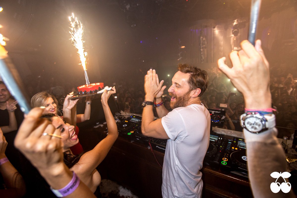pacha's tweet photo. GREAT SEASON @FMIFOfficial 🙌 Many thanks to all for being part! And special thanks to @davidguetta - We will miss Thursdays with you! https://t.co/reCgWW2mCr