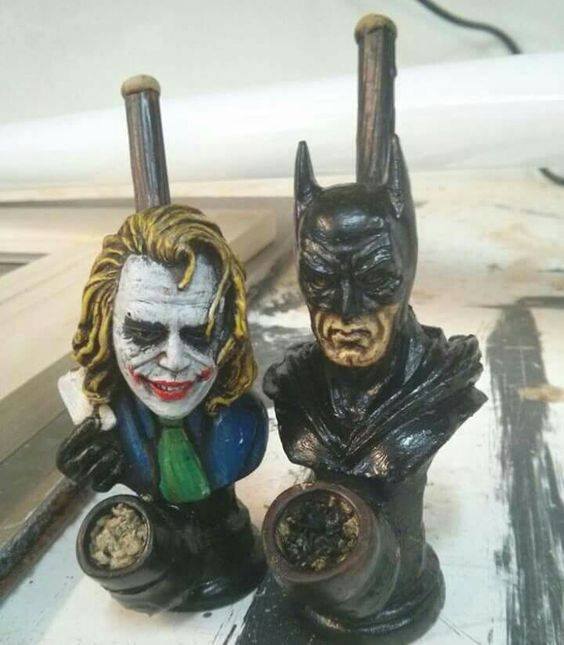 HIGH_TIMES_Mag's tweet photo. Batman or Joker? https://t.co/QNIYfhGjoY