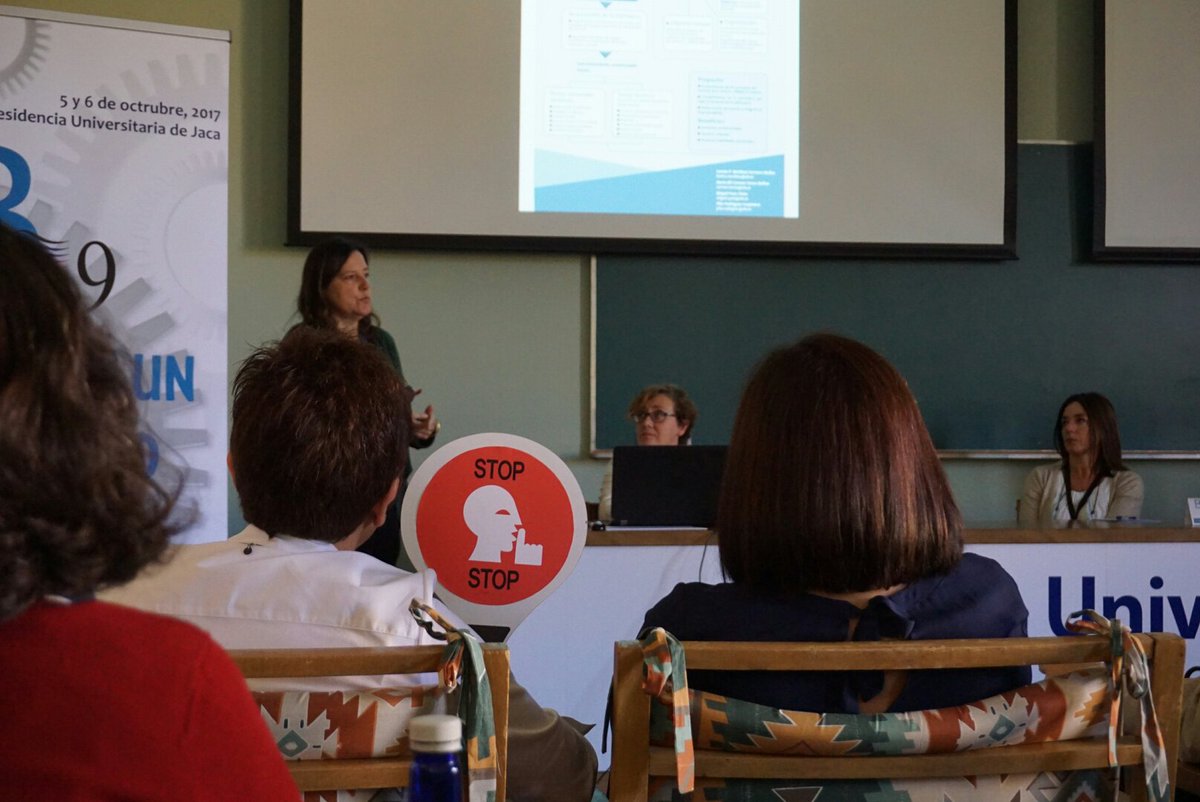 g9bibliotecas's tweet photo. #IIbiblioG9 Así conseguimos no pasarnos de tiempo https://t.co/0R9qDlhu1L