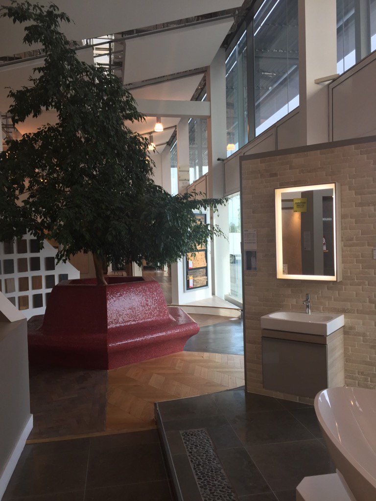 RetailExIreland's tweet photo. Every inch of @TileStyle is packed with beautifully crafted and inspiring interiors #RetailRoadtrip #Top30store https://t.co/ATslQpKP12