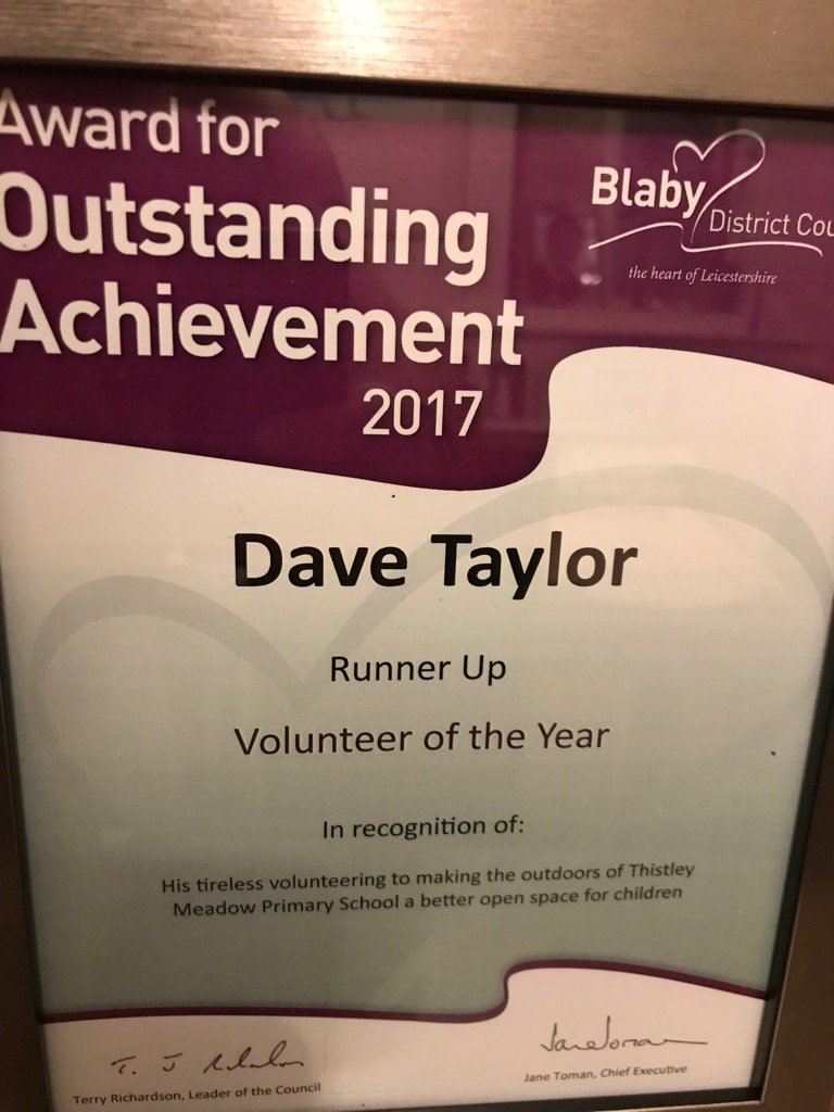 beavan_john's tweet photo. I'm proud of my mate @Dave1Taylor1 who does so much good work for his community. https://t.co/6JsyTGG4d4