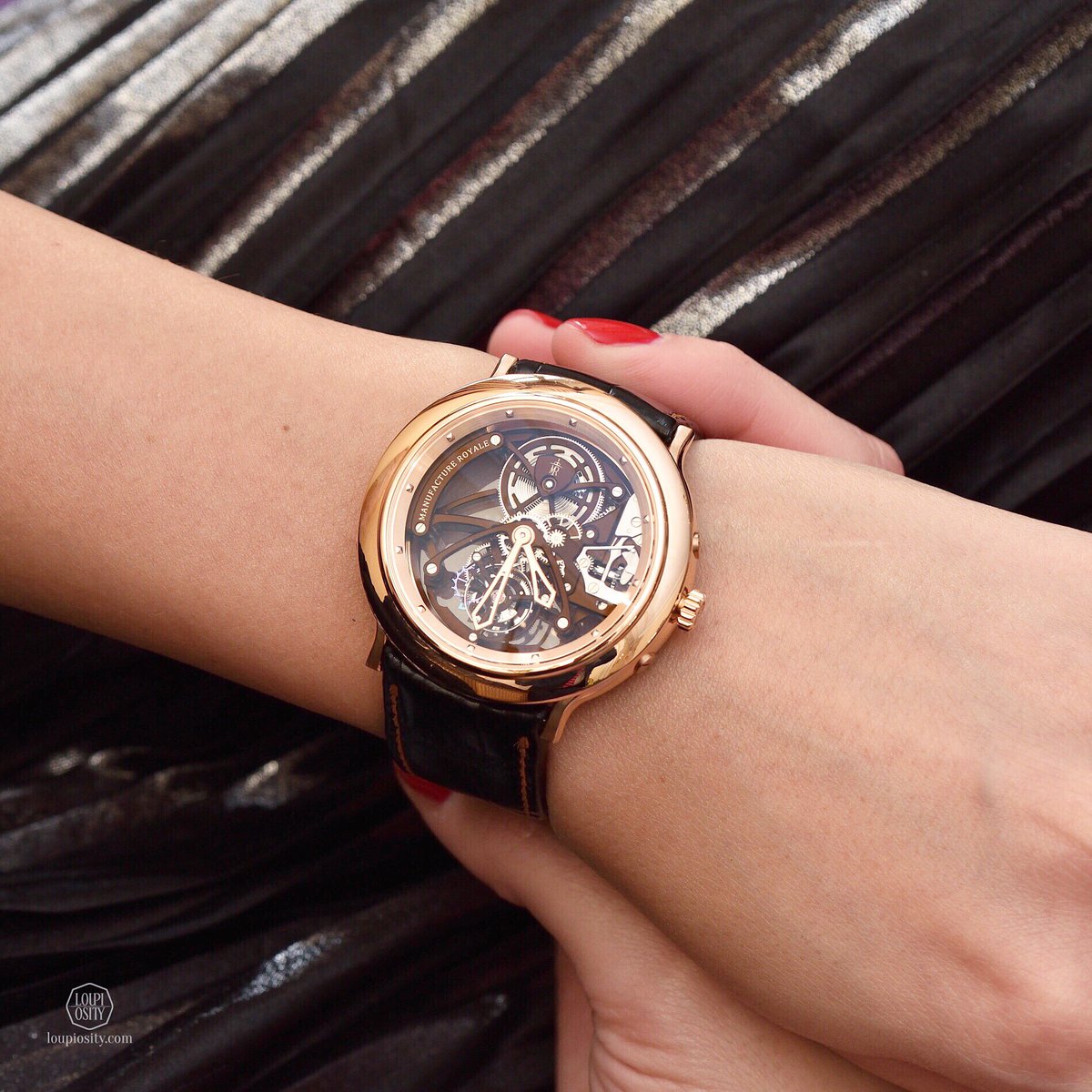 Loupiosity's tweet photo. #Royal #Friday - 1770 Flying Tourbillon Openwork @ManufRoyale in rose gold #onwrist - manual winding MR06 caliber #ManufactureRoyale #watch https://t.co/l92QAB6biE