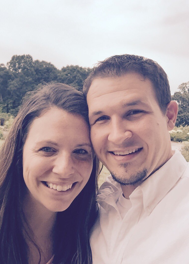 Johnson_BBall's tweet photo. Proverbs 18:22- He who finds a wife finds a good thing and receives favor from the LORD. #Blessed #MyProverbs31 #5years https://t.co/aorh3jZpMw