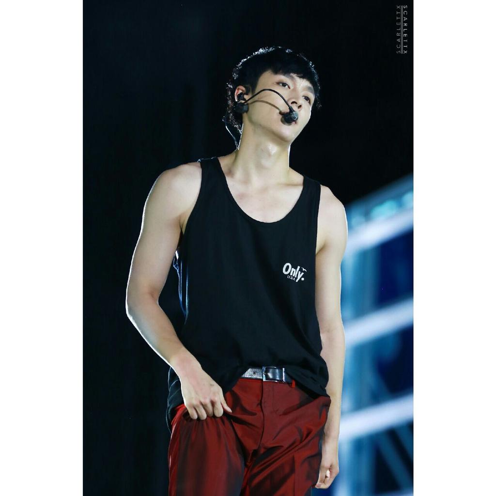kiy0me_exol's tweet photo. يلة بنات ارفعوا هاشتاك #HAAPYLAYDAY مع هاشتاك اكسو مشان ينرفعوا للترند
#NominateEXO #MTVEMA
#EXO #EXOL_WeAreOne 🎶 https://t.co/oSvBFYYcjg