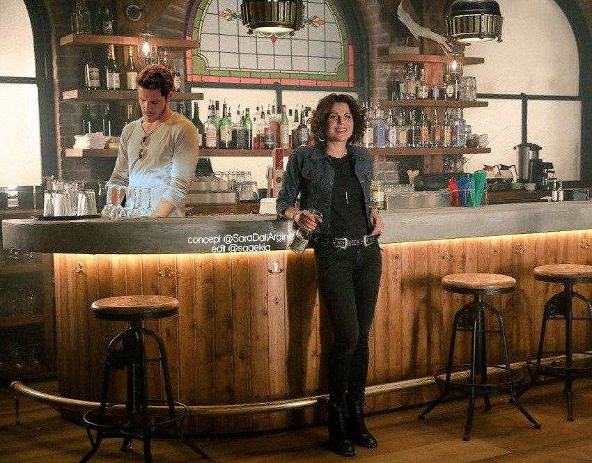 SaraDallArgine's tweet photo. @UponASpoiler YES YES YES FINGERS CROSSED 🙏🙏🙏🙏🙏 WE NEED AND WANT ROBIN AND @sean_m_maguire BACKKKKK and #outlawqueen 😍 Robin with #RONI 😍 new ship #Ronid https://t.co/GofvFLioCQ