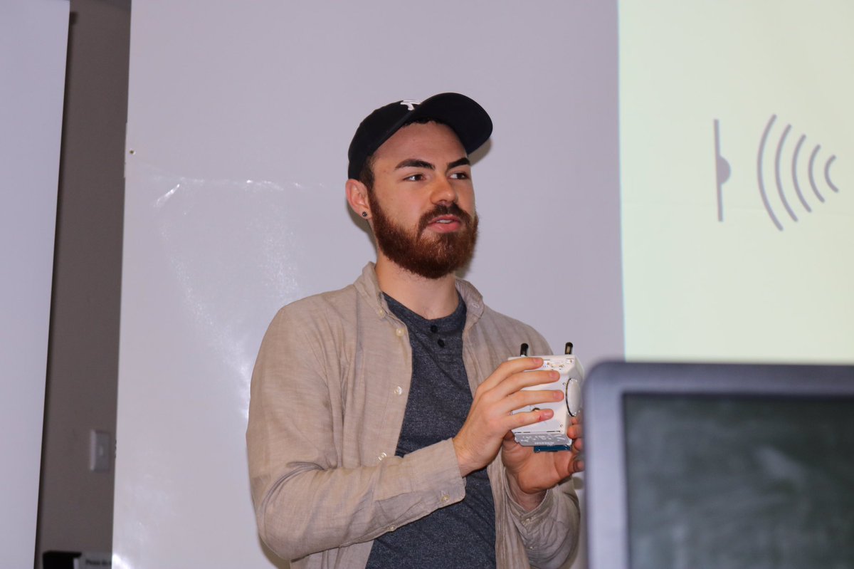ILAF_Foundation's tweet image. @keanlaurens from I-AM Media facilitating session on robotics @africateengeeks @SasolSA @unisa #festivalofcode