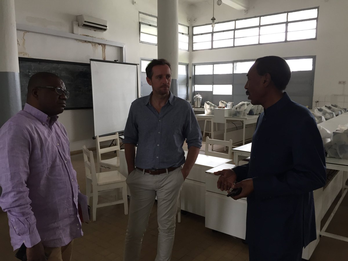 PhWalfard's tweet photo. Visite du Labo National Santé Publique du Congo financé par @AFD_France Projet d'Appui à la Formation Continue des Personnels Paramédicaux. https://t.co/ZoThYCzBuN