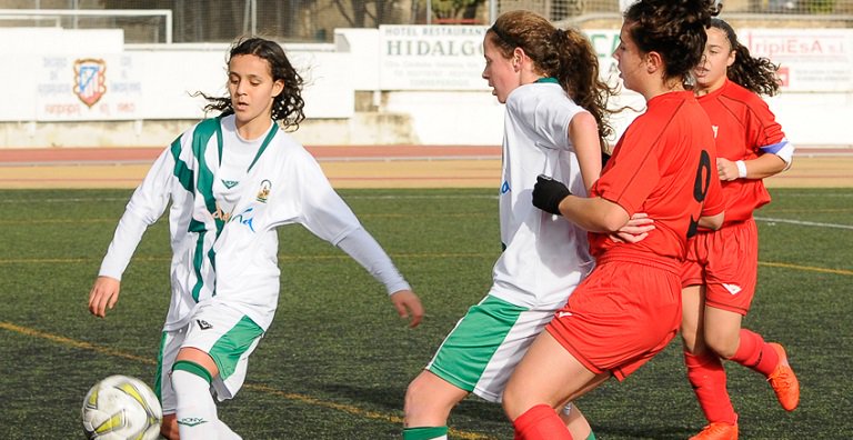 📣Primer entrenamiento para nuestras chicas sub-16 ⚽️
🗓1️⃣1️⃣Octubre
⏱1️⃣7️⃣:3️⃣0️⃣h.
#Andaluzasub16futfem
➡️bit.ly/2y5fN9E