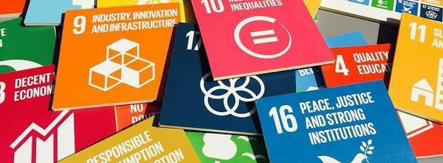 ThistlePraxisNG's tweet photo. #SDGsAt2: Demonstrating #CorporateLeadership through #Reporting: How should #Companies #Report? Its still #Pg32 .@GuardianNigeria . #CSRFW. https://t.co/hRAGfyvdxK