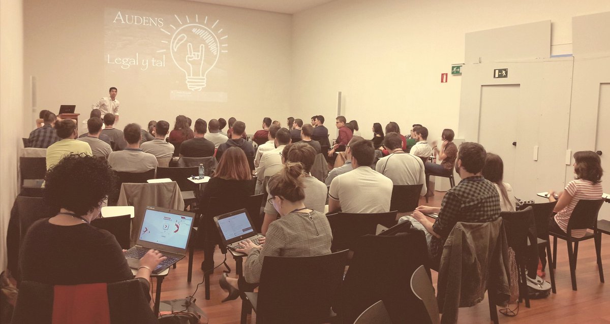 emprenderzitek's tweet image. Aprendiendo con @EnekoDelgado sobre temas legales de manera amena y divertida #1M30 #emprendimientojuvenil @upvehu @BilbaoEkintza