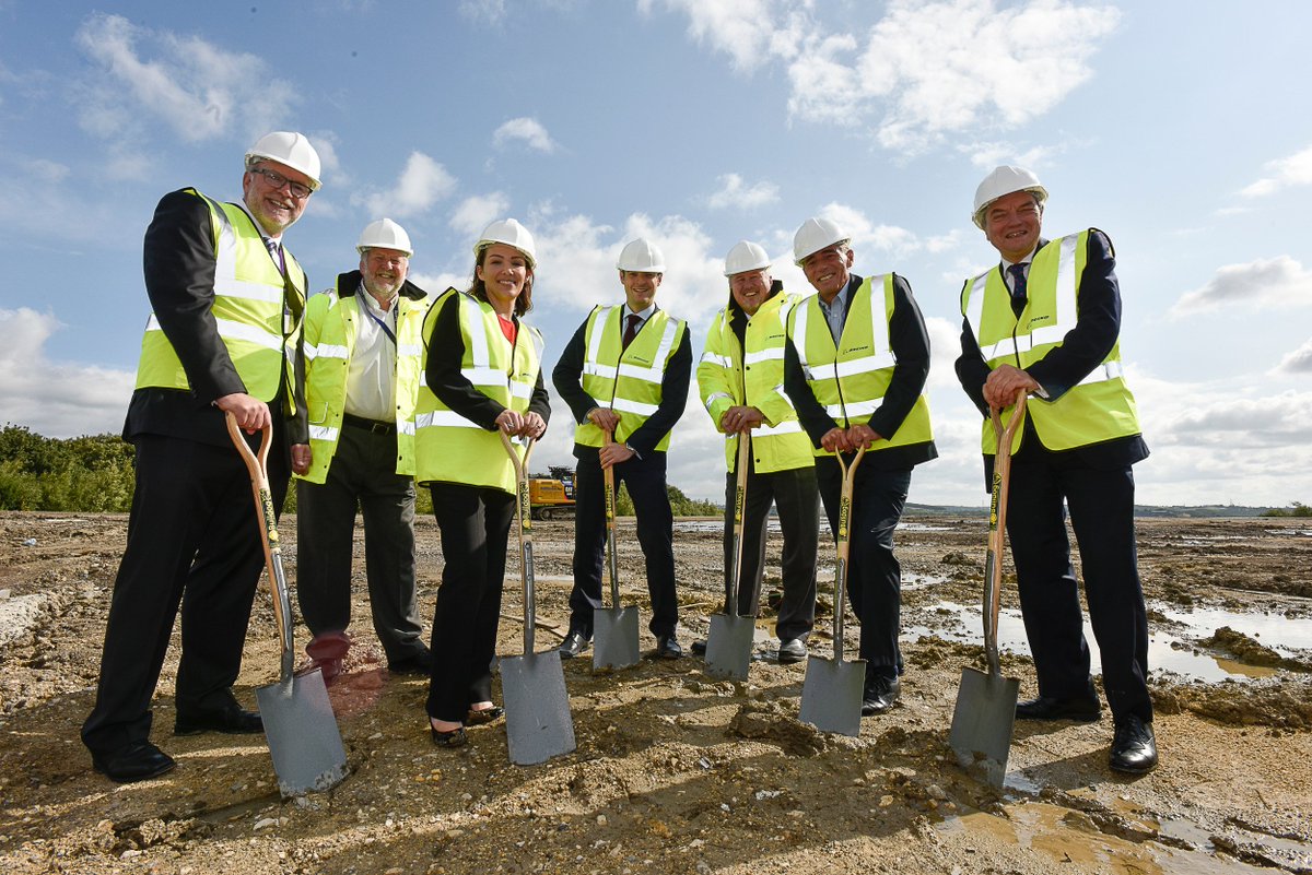 BoeingEurope's tweet photo. #Boeing has started the construction of its 1st European production facility in #Sheffield #UK: https://t.co/2X2xJfXCv9 #BoeingSheffield https://t.co/tbKA2HwV75
