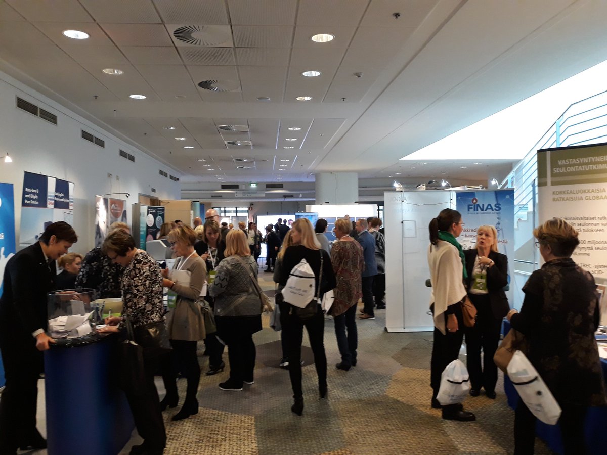 FINASinfo's tweet photo. Miten haen akkreditointia? Miten tekniseksi arvioijaksi koulutetaan? Vilkasta keskustelua Laboratoriolääketiede ja näyttelyssä #LABLT2017 https://t.co/xTt94J8uA5