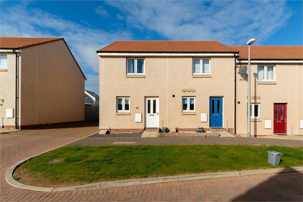 CruzProperty's tweet image. Lovely 2 bedroom end terraced property in Dunbar , check out our website, @Zoopla or @BetterLetting  for more info #propertymanagement