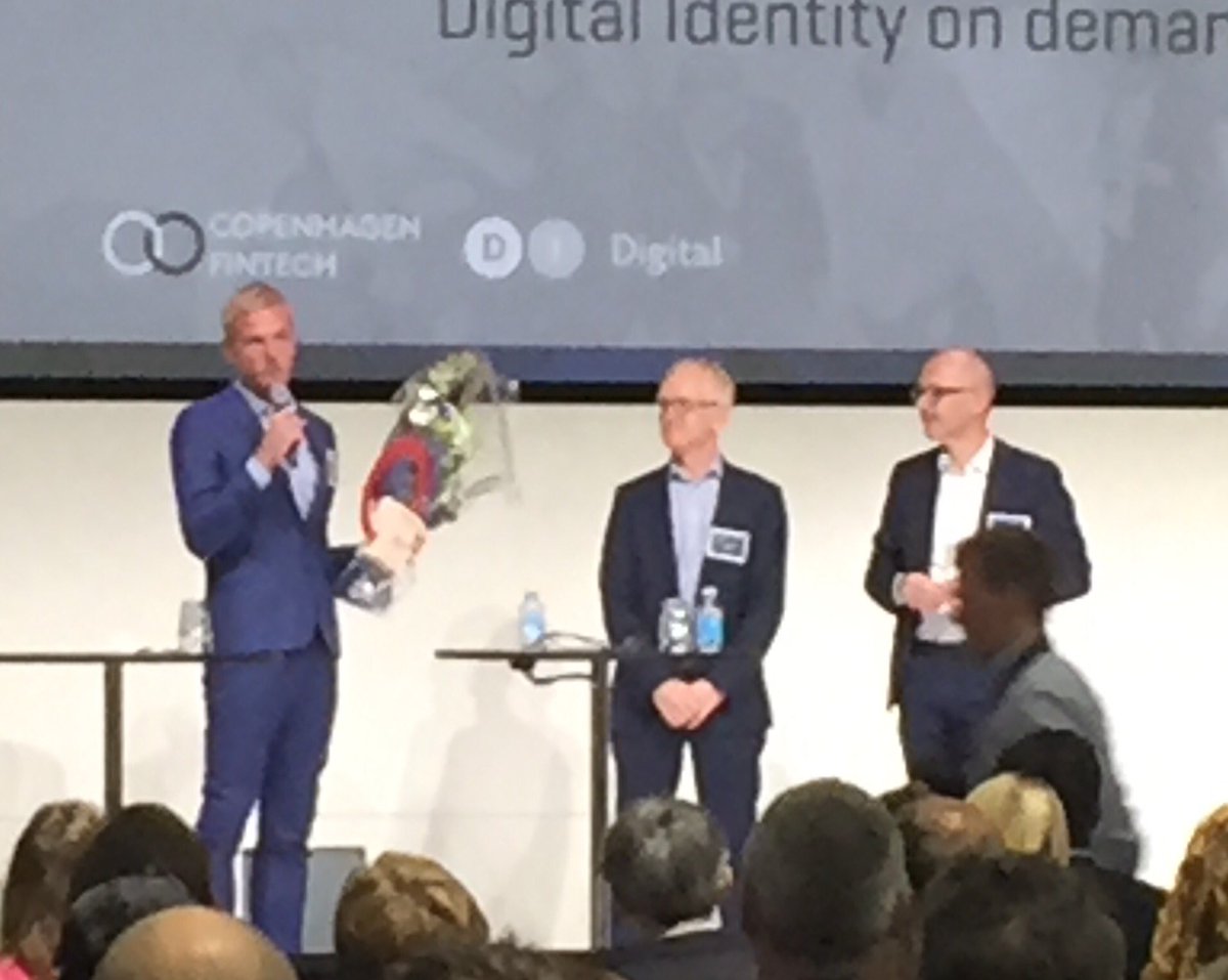 Rasmus Engbæk Larsen tweet media