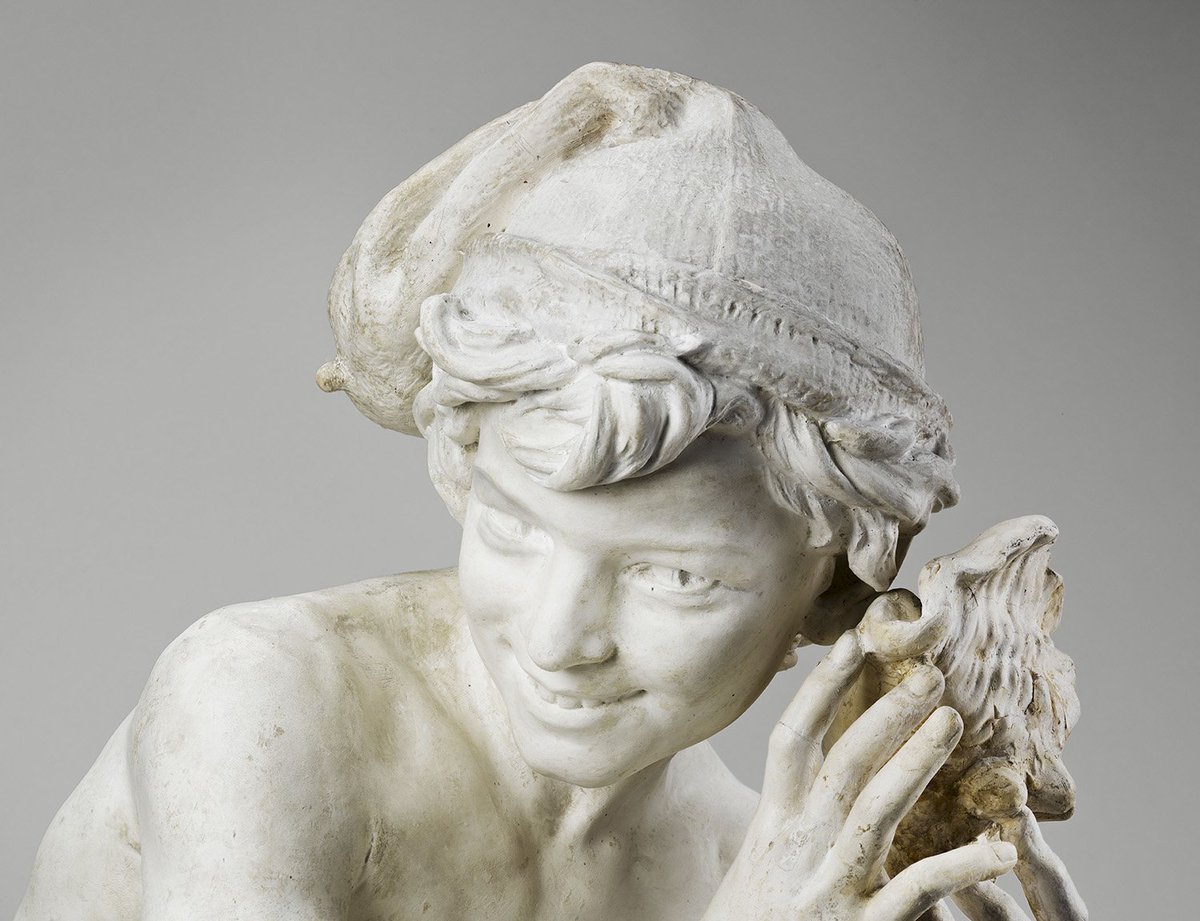 Rejoice, it is #WorldSmileDay 😀 Here are some smiles from the Louvre, share your favorite smiles in art with us today!