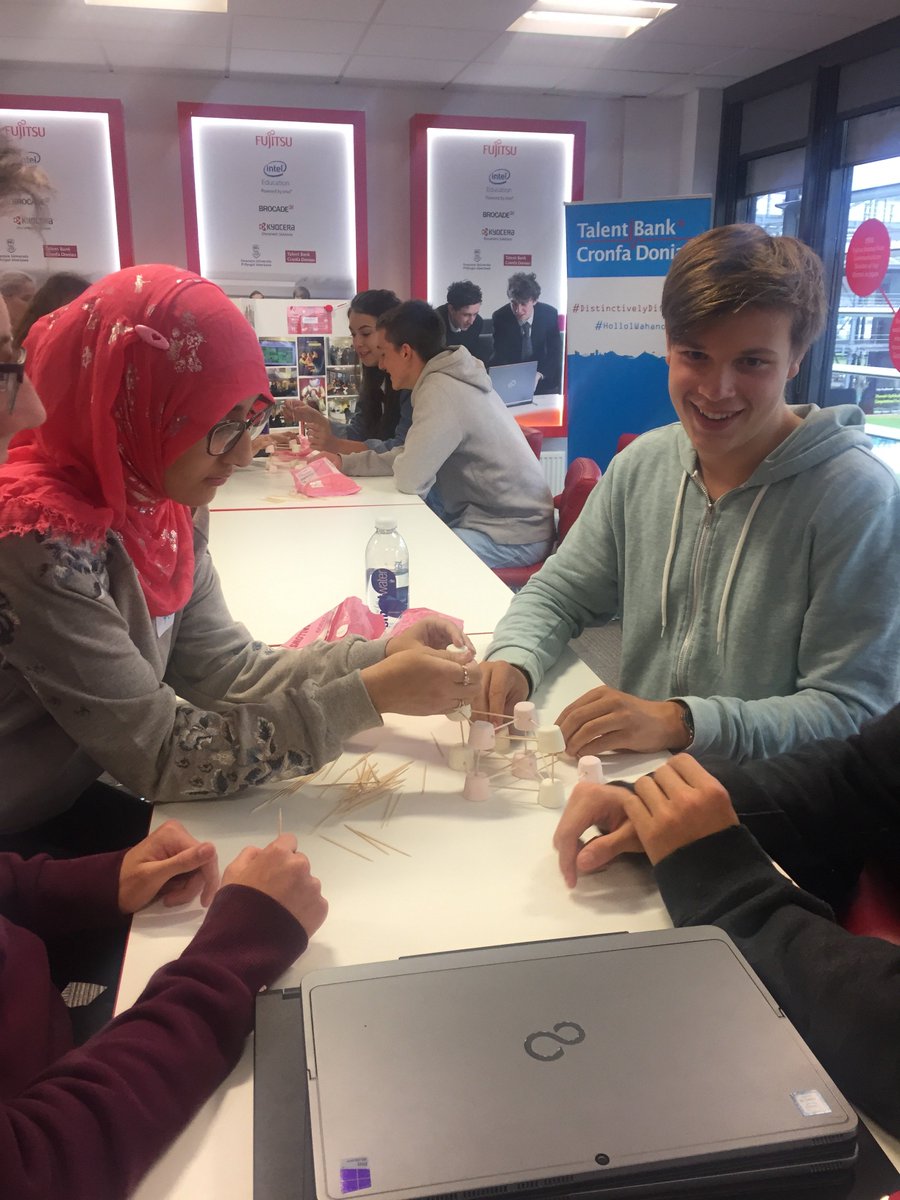 Talent_Bank_'s tweet photo. Talent Bank 17/18 students building the 'highest' structure out of marshmallows - a fun &amp; interactive icebreaker! https://t.co/OFXzuxXU2h