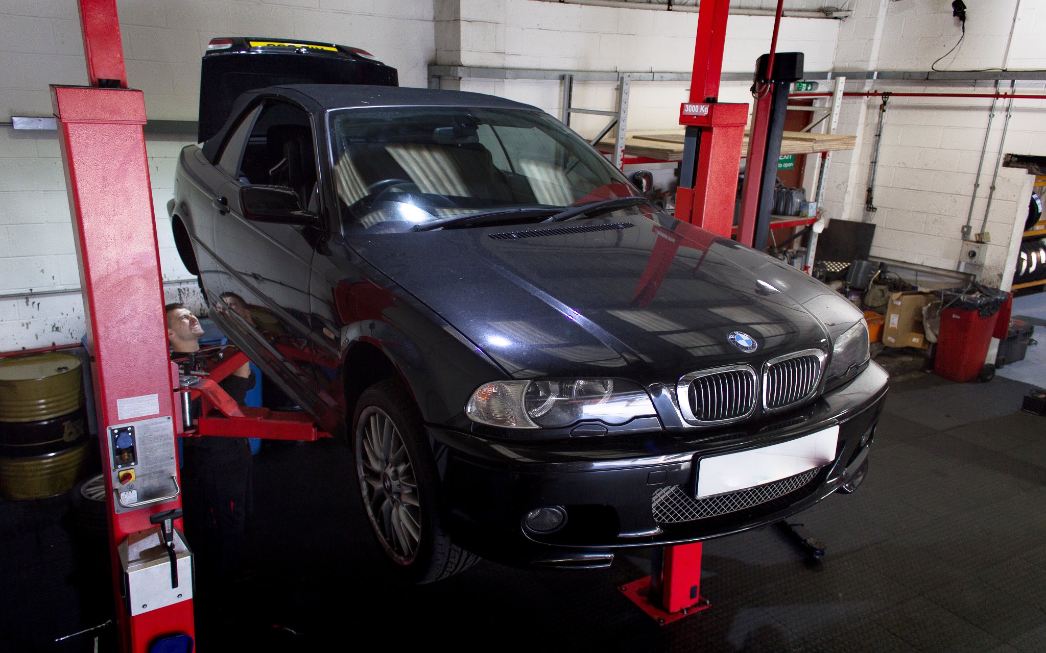 1 Stop Garage On Twitter Bmw In For Abs Sensor And New Brakes