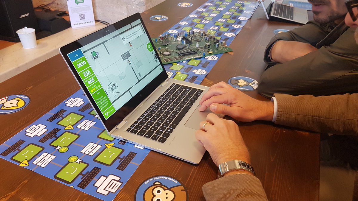 elmec_it's tweet photo. #MachineLearning e #automation sono il futuro delle postazioni di lavoro con la gestione predittiva dei problemi IT  #ufficidaincubo https://t.co/jl2r8HayM0