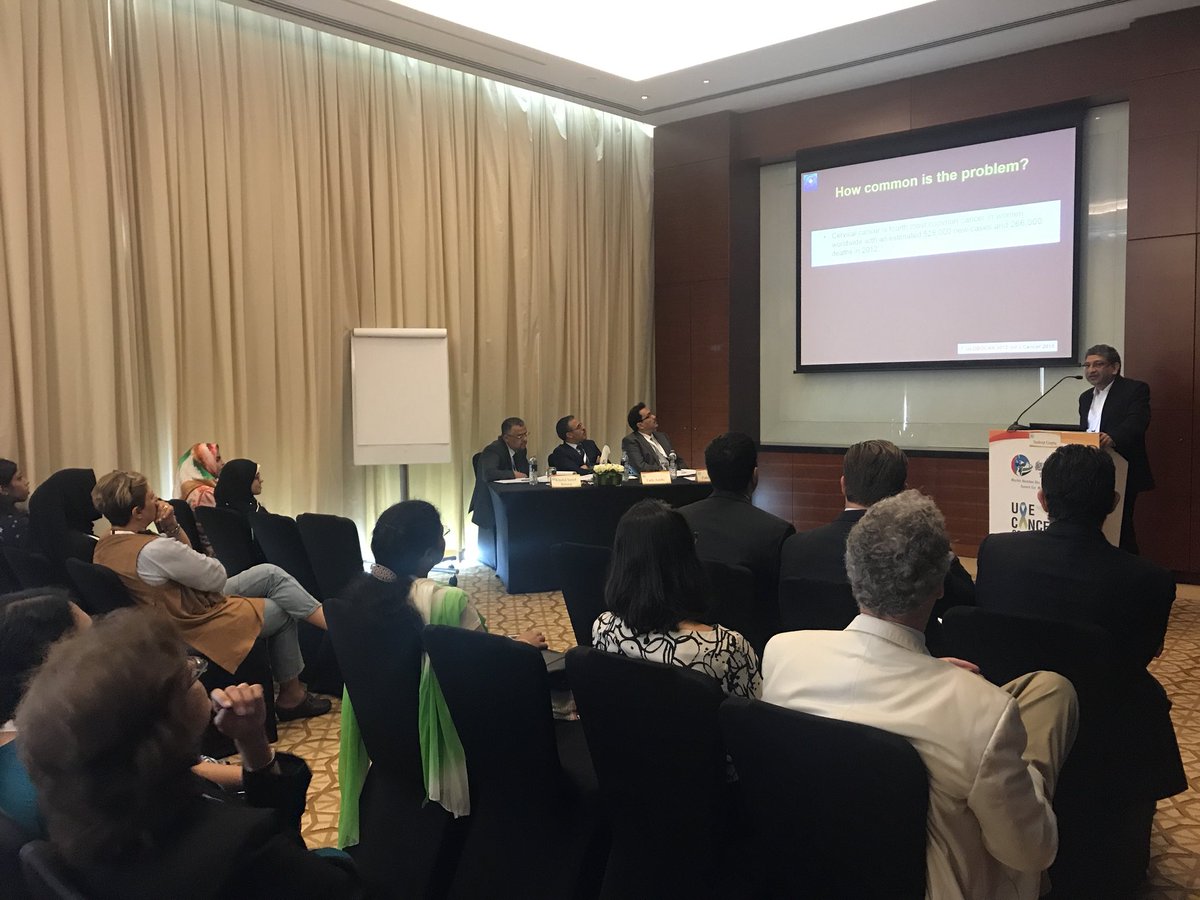 UAE_Cancer's tweet photo. Full house at the Gynecologic Oncology session discussing about its recent advances.  #UCC17 https://t.co/pUqNMKuK4V