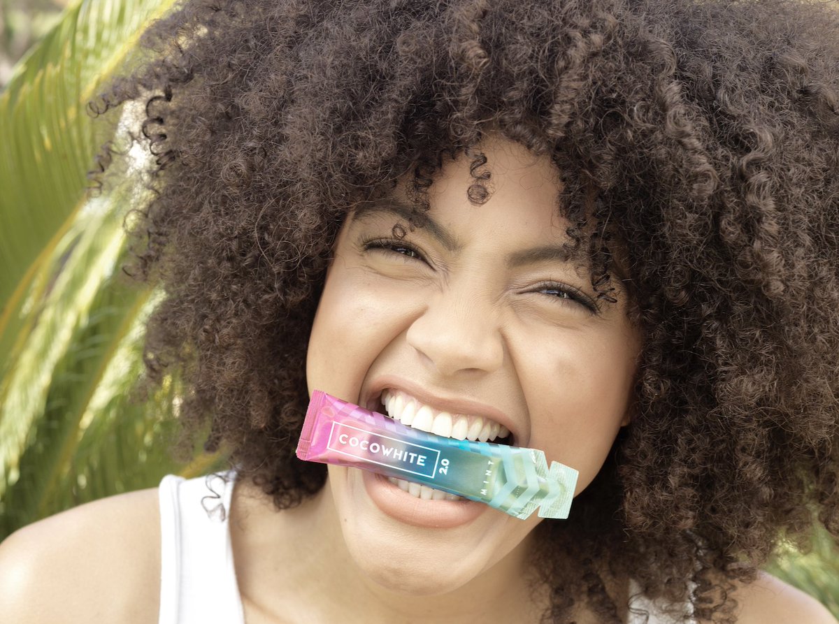 cocowhiteuk's tweet photo. Happy #WorldSmileDay! To celebrate head to https://t.co/wEbLQQSgBs for 30% off using SMILE30 https://t.co/4R2OHaV2om