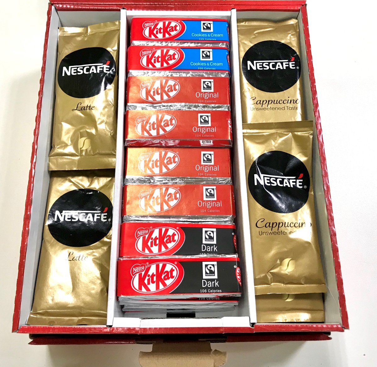 srlvuk's tweet photo. We really enjoyed our coffee and Kit Kat delivery, the perfect mid morning combo! #TheWorkPerk #BreakPack https://t.co/SszBUO6E3Q