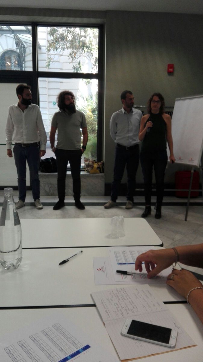 CesopCom's tweet photo. Le 8 startup stanno presentando i propri progetti. In giuria i rappresentanti di Cesop e il Top Management di @fsnews_it 
#StartupMood https://t.co/DURoLS5CNO