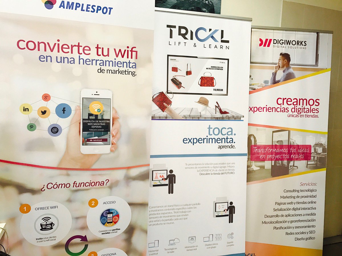 DigiworksSpain's tweet photo. Terminando de ultimar detalles para nuestro stand en @ExpoNucia_2017 con @feikobrug @humanes_rafa y @dianazuru. Serán 3 días muy intensos! https://t.co/3PWeiiJEqB
