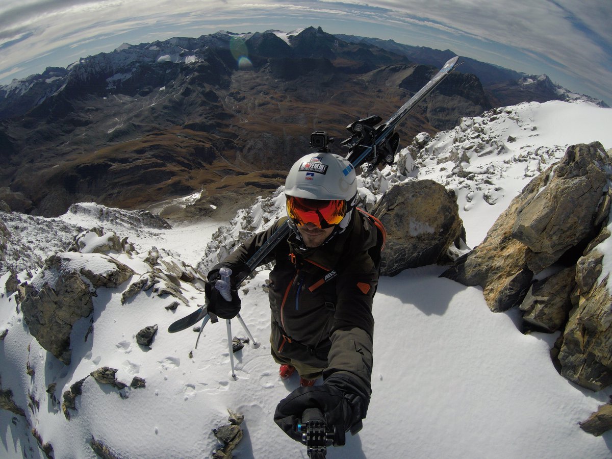 MOVEMENT_SKIS's tweet photo. Season has started for @CharlesNavillod in @TignesOfficiel https://t.co/wUUHrWgfCQ