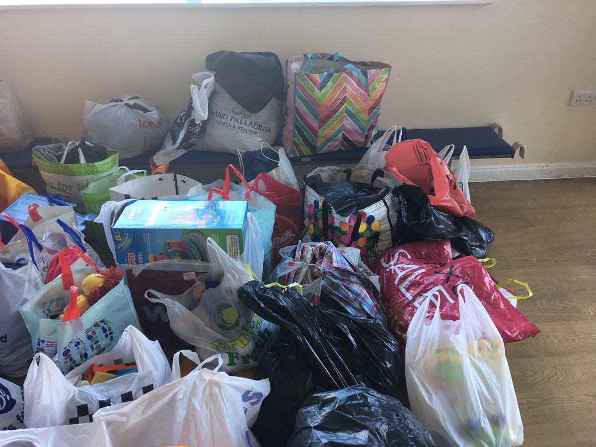 BarhamPrimary's tweet photo. #ThankYou🙏🏿 for all your donations. #SewaWeek2017 #RandomActOfKindness for #StLukesHospice #CharityWork #BeingKind #BecauseWeCan #GoBarham https://t.co/KZdoiy2Jhk